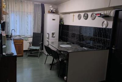Apartament cu 2 camere decomandat în Central - 2