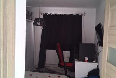 Casă cu 4 camere cu Teren 150 Mp în Bradu