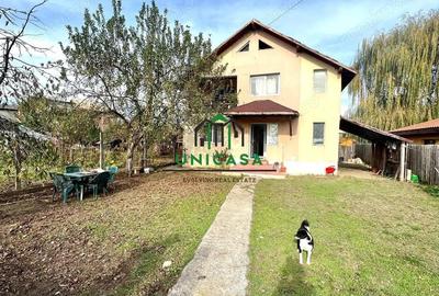 Casă cu 5 camere cu Garaj în Bujoreni - 5