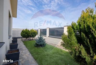 Casă cu 5 camere cu Teren 550 Mp în Nufărul - 5