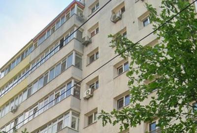 Apartament cu 2 camere decomandat în Moșilor