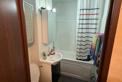 METROU TITAN, 2 cam, decomandat, et. 5/8, mob/util,bloc reabilitat - 8