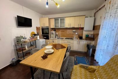 Apartament cu 3 camere semidecomandat, mobilat în 1 Mai - 3