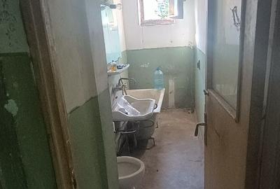 Apartament cu 2 camere semidecomandat în Micro 11 - 1
