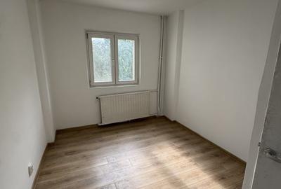 Apartament cu 2 camere semidecomandat în Republicii