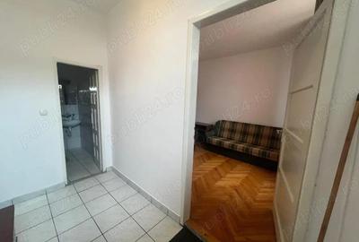 Garsonieră decomandată în Central - 1