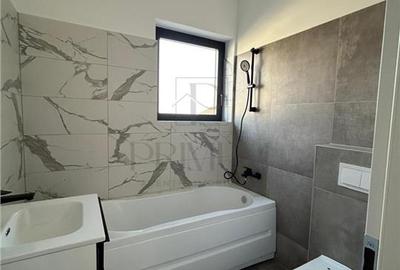 Duplex cu 5 camere cu Teren 330 Mp în Săcălaz - 8