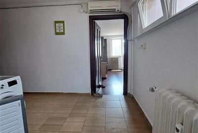 Apartament cu 2 camere decomandat, mobilat în Titan - 4
