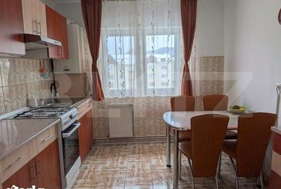 Apartament cu 4 camere semidecomandat în Lunca - 11