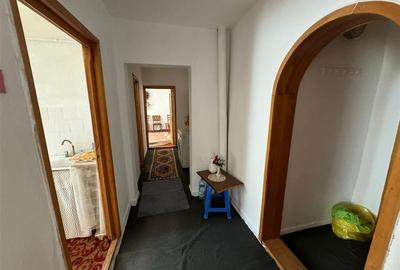 Apartament 4 camere , etaj 2, zona Sud - Paco, liber - 14