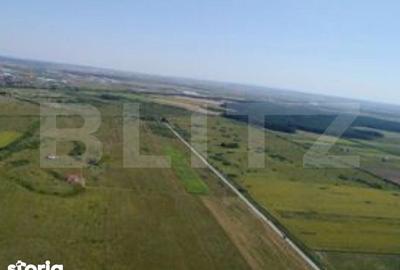 Teren de 4500 mp, în Central - 3
