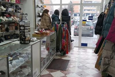 Spațiu comercial, de 37 mp, în Central - 9