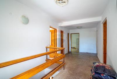 Casa D+P+E cu teren 1023 mp, Slanic Prahova - 9