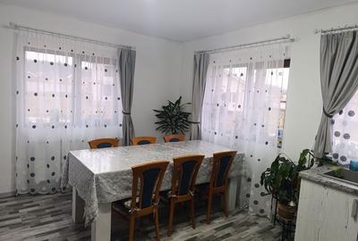 Casă cu 4 camere în Alparea - 2