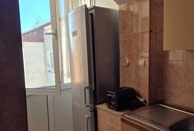 Apartament cu 3 camere decomandat în Fălticeni - 8