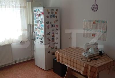 Apartament Decomandat cu 2 Dormitoare, Balcon si Bucatarie Mare - Fieni, 60 mp - 10
