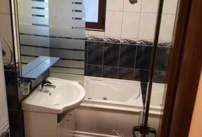 Apartament cu 3 camere decomandat în Vărsătura - 5