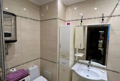 Apartament cu 2 camere semidecomandat în Cișmigiu