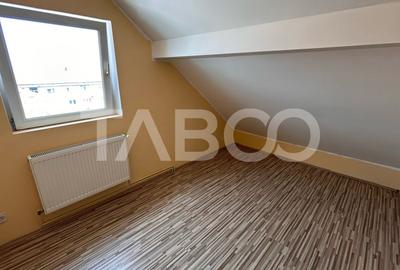Apartament de vanzare 4 camere mobilat utilat balcon Vasile Aaron - 11