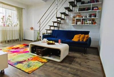 Apartament cu 4 camere, mobilat în Central - 1