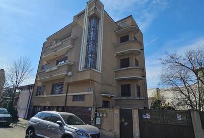 Apartament cu 4 camere semidecomandat, mobilat în Eminescu - 4