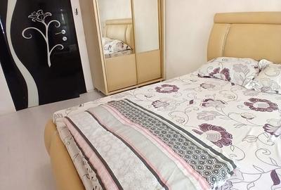 Apartament cu 3 camere decomandat în Rahova - 1