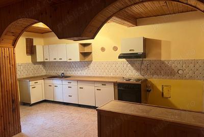 Casă cu 6 camere în Cenad - 4