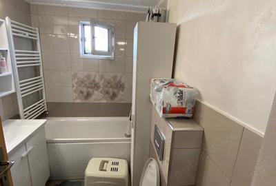 Apartament cu 3 camere decomandat în Podu Roș - 1