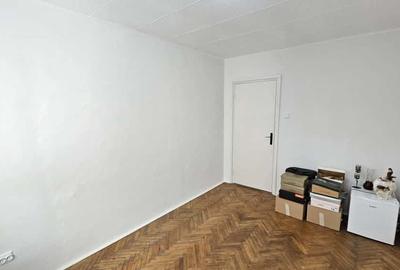Exclusivitate, 3 camere etajul 2/4, str. Grigore Alexandrescu-Manastur - 8
