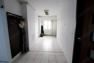 Bloc stradal - intersectie Chisinau cu Pantelimon - 11