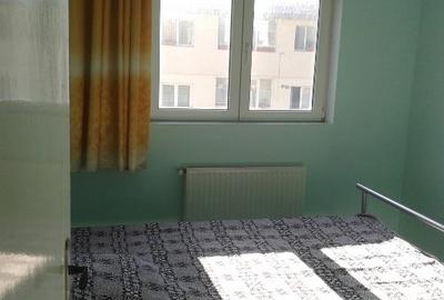 Apartament cu 3 camere semidecomandat în Platoul Izvor - 2