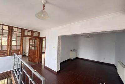 Casă cu 3 camere cu Teren 164 Mp în Delfinariu - 14