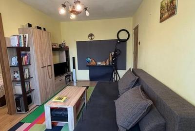 Apartament cu 3 camere semidecomandat, mobilat în Tomis Nord - 1
