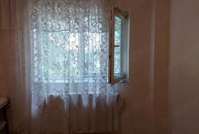 Garsonieră decomandată în Central - 2