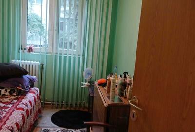 Apartament cu 3 camere decomandat în Tătărași - 6