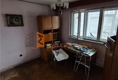 Apartament 3 camere cf 1 decomandat zona 23 August - 6