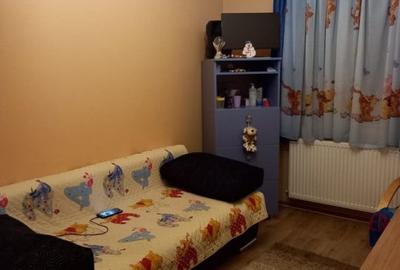 Apartament cu 3 camere semidecomandat, mobilat în Florești - 5