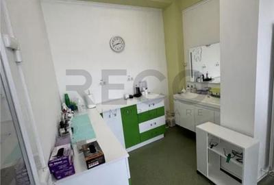 Spațiu comercial, de 91 mp, în Central - 4