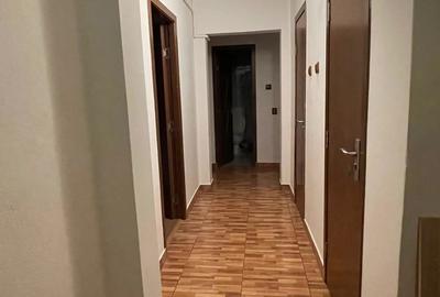Inchiriez apartament m6 ,3 camere - 1