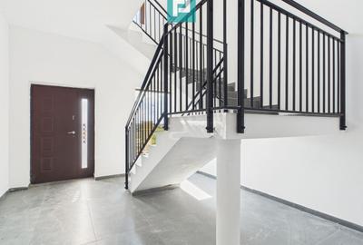 Duplex cu 6 camere cu Canalizare în Moșnița Veche - 14
