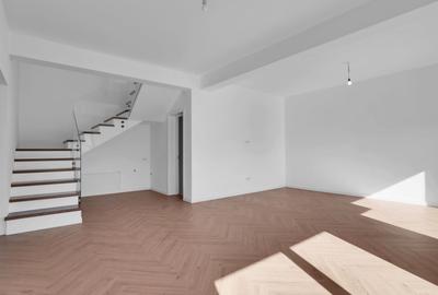 Casă individuală cu 4 camere cu Canalizare în Cristian - 7