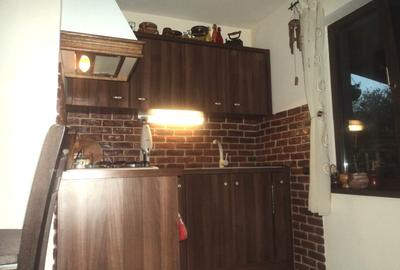 Casă individuală cu 4 camere cu Canalizare în Poiana - 7