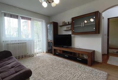 Apartament cu 3 camere semidecomandat în Gojdu - 6