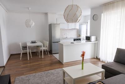 Apartament cu 2 camere decomandat, mobilat în Tractorul - 1