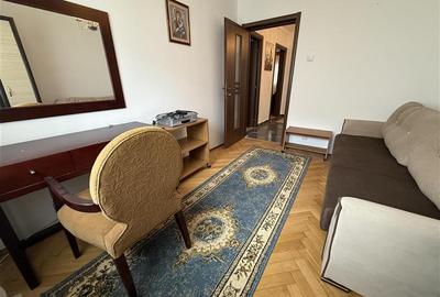 Apartament cu 3 camere decomandat în Central - 9