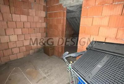 Casă cu 6 camere cu Teren 1325 Mp în Uliuc - 3