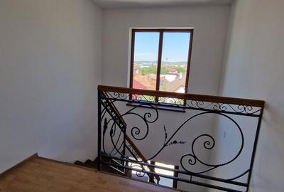 Casă cu 5 camere cu Teren 420 Mp în Trei Stejari - 14