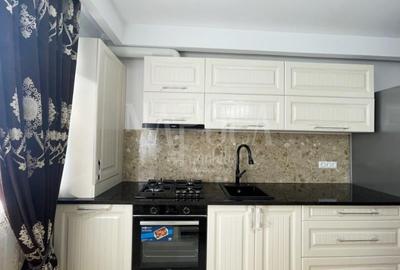 Apartament 3 camere de vanzare in Baciu - 2