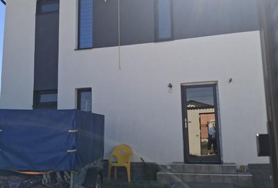 Casă cu 3 camere cu Teren 350 Mp în Central - 5