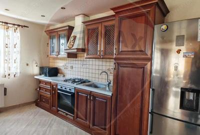 Casa / Vila cu 5 camere de vanzare - 7